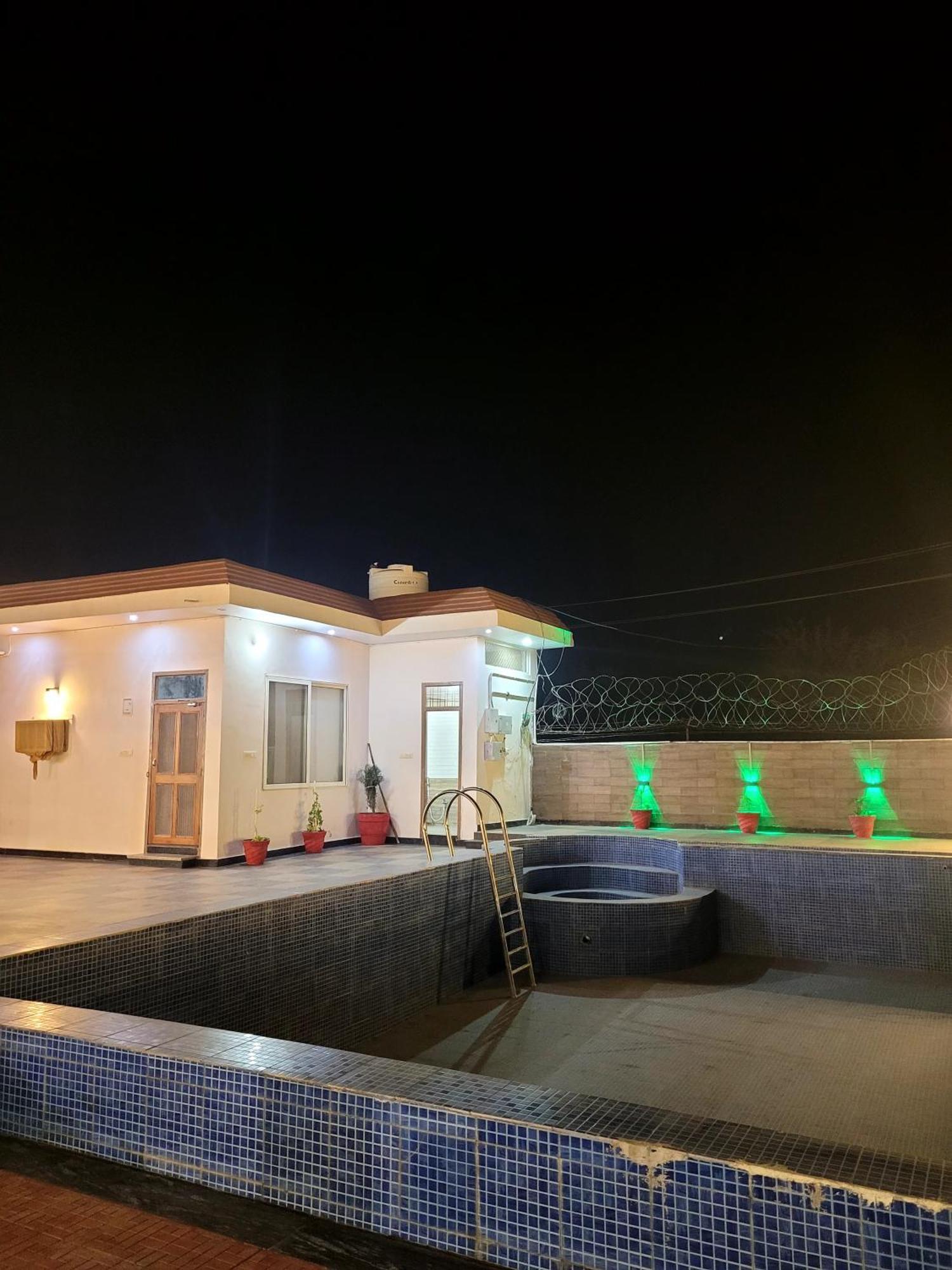 Villa Marks Farm à Alwar Extérieur photo