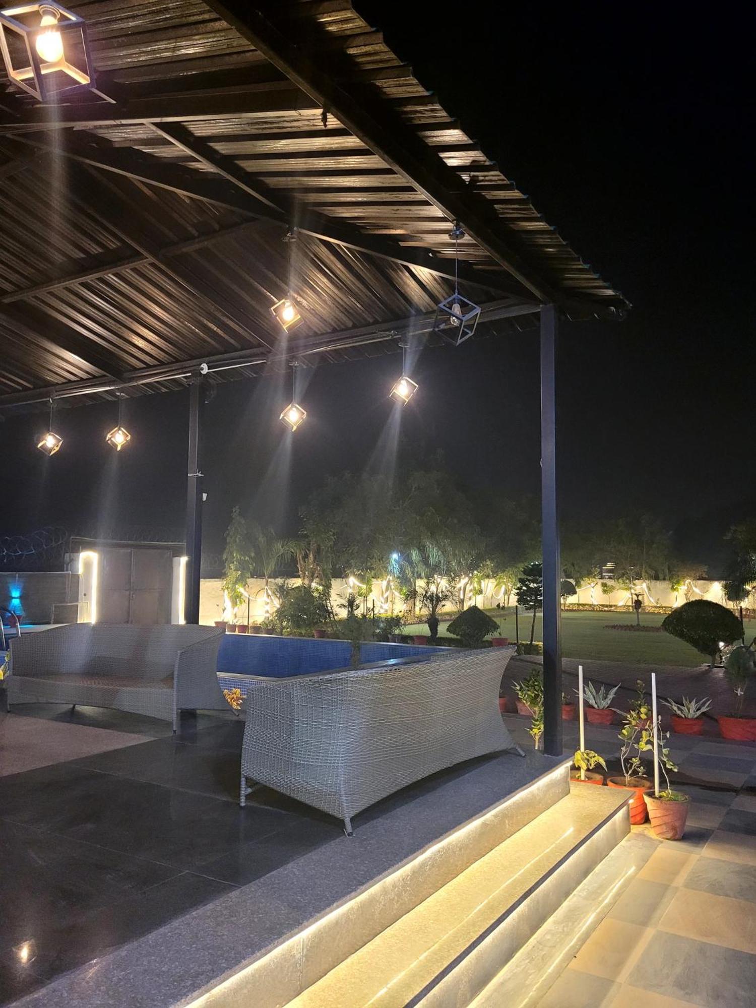 Villa Marks Farm à Alwar Extérieur photo